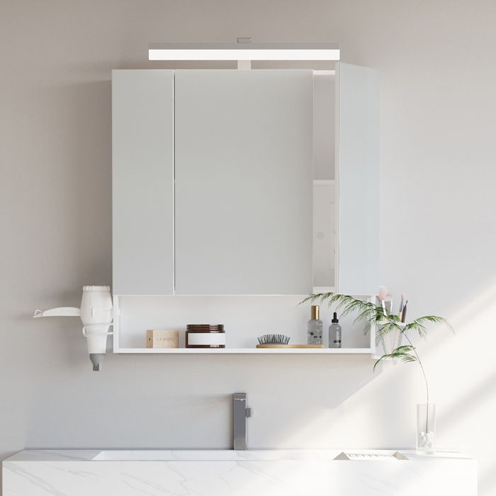 Armoire murale - Blanc - 3 portes - Miroir - Multiprise - Panier suspendu - Support sèche-cheveux Armoire murale - Blanc - 3 portes - Miroir - Multiprise - Panier suspendu - Support sèche-cheveux