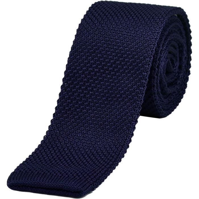 Cravate Fine Noire - 5 Cm De Largeur, 123 Cm De Longueur - Polyester Neuf