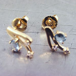 Boucles D'oreilles Dormeuse Plaqué Or - Forme Griffe Scintillante - Pour Femme/Fille