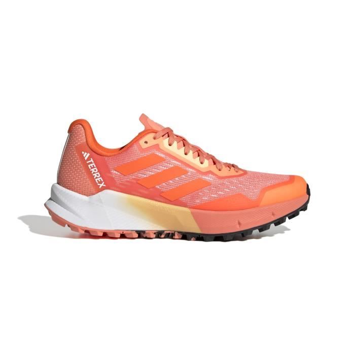 Chaussures de trail de trail femme adidas Terrex Agravic Flow 2 W corfus impora ftwwht 39 1 3