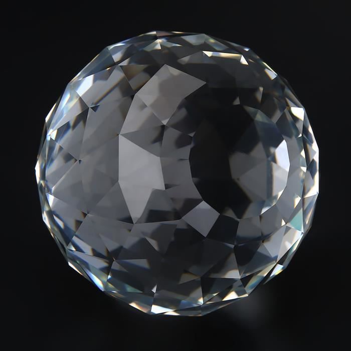 Boule réaliste de Noël argenté sur fond blanc Boule de verre de Noël