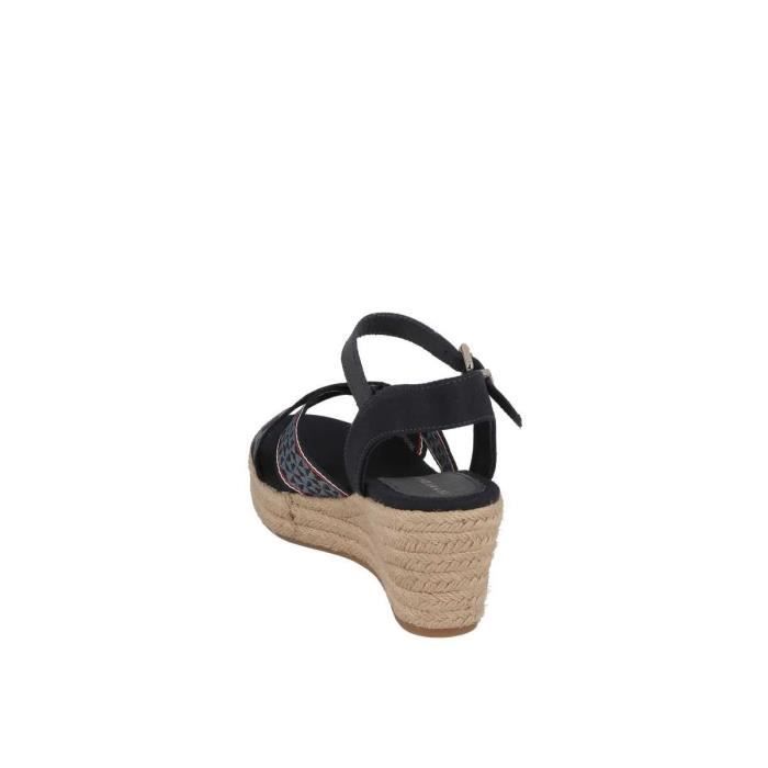 Chaussure petit on sale talon compensé