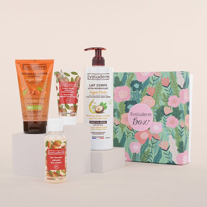 Panier Cadeau Femme IDC Institute : Gel Douche, Crème Corps Et Mains, Senteur Thé Rose