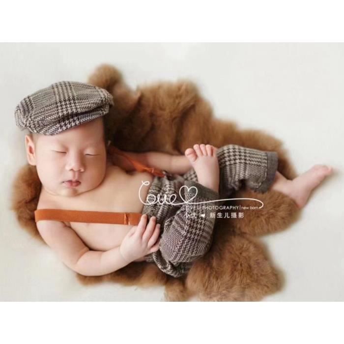 0-3 mois - bebe garcon pantalon et bonnet à bretelles newborn