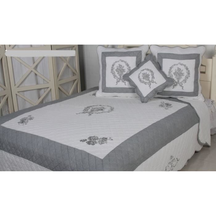 couvre lit boutis de luxe 100 coton brode 180x240cm avec 1 taies 65x65cm cdiscount maison