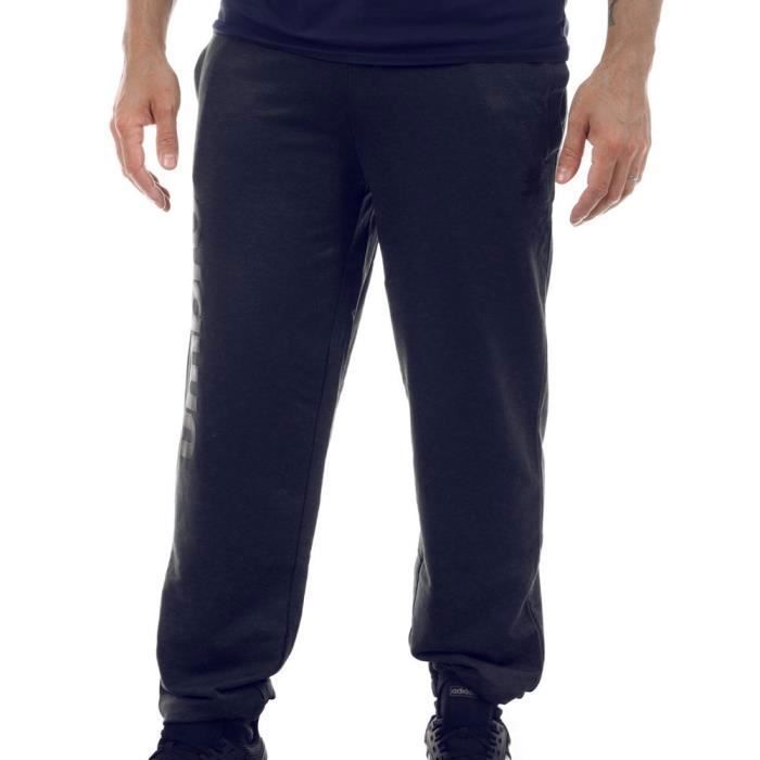 Pantalon - UMBRO - Jogging Ajusté Intemporel - Coupe ample - 60% coton/40% polyester - Logo jambe Pantalon - UMBRO - Jogging Ajusté Intemporel - Coupe ample - 60% coton/40% polyester - Logo jambe