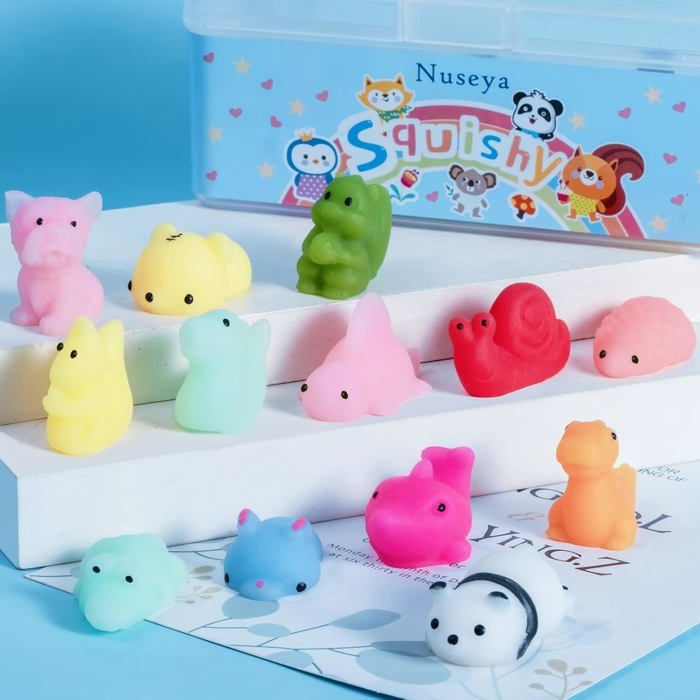 Squishy Kawaii 6 Pièces Mochi Squishy Toys, Mochi Squeeze Toy Squishies Mochi Jouet, Mini Squishy Animaux, Jouet Anti Stress pour Enfant Adulte, Squeeze Jouet pour Cadeau de Pâques