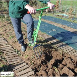 Outil De Jardin Pour Retourner La Terre Achat Vente Pas Cher