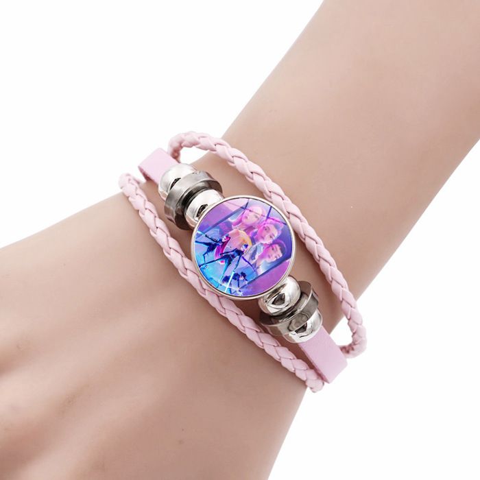 Bracelet K-Pop Chasseuses de Démons Rose – Bracelet Ajustable en Cuir