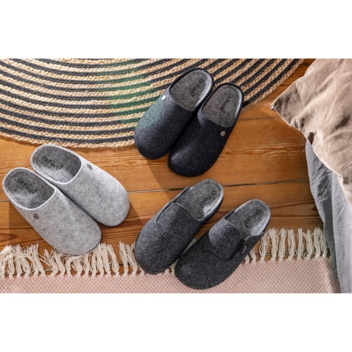 Semelles feutre sales pour chaussons