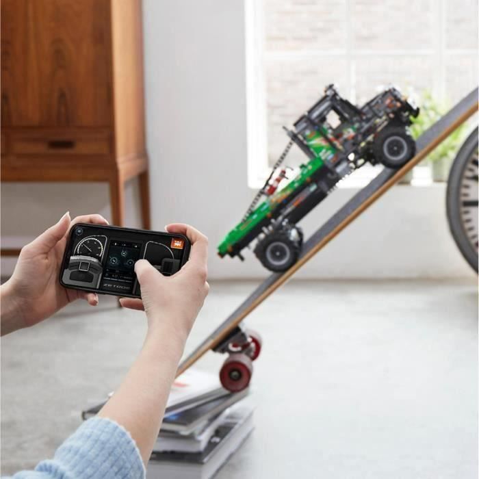 LEGO® Technic 42109 La voiture de rallye contrôlée, Kit de construction,  Maquette Télécommandée, Jouet pour Enfant de 9 ans + - Cdiscount Jeux -  Jouets