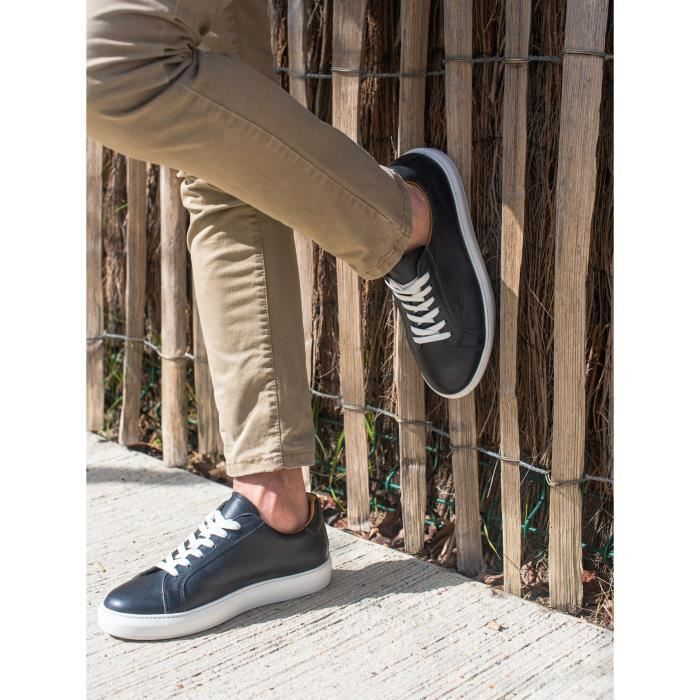 BELYM Chaussure Sneaker Homme en cuir noir 030