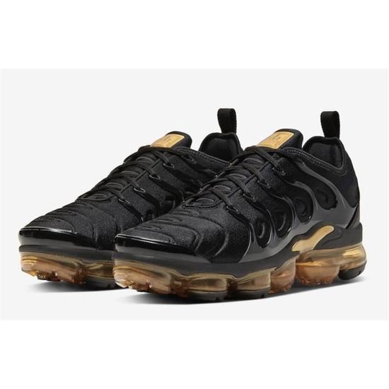 Chaussure Nikes Air VaporMax Plus TN pour Homme Noir Or - Achat / Vente  Chaussure NikesAir Max Plus - Cdiscount