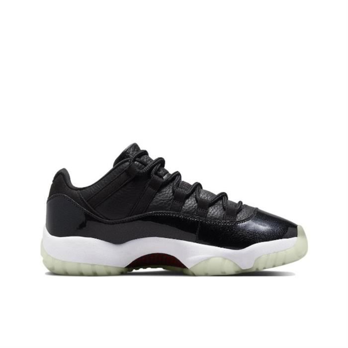 Jordan 11 noir et blanc top