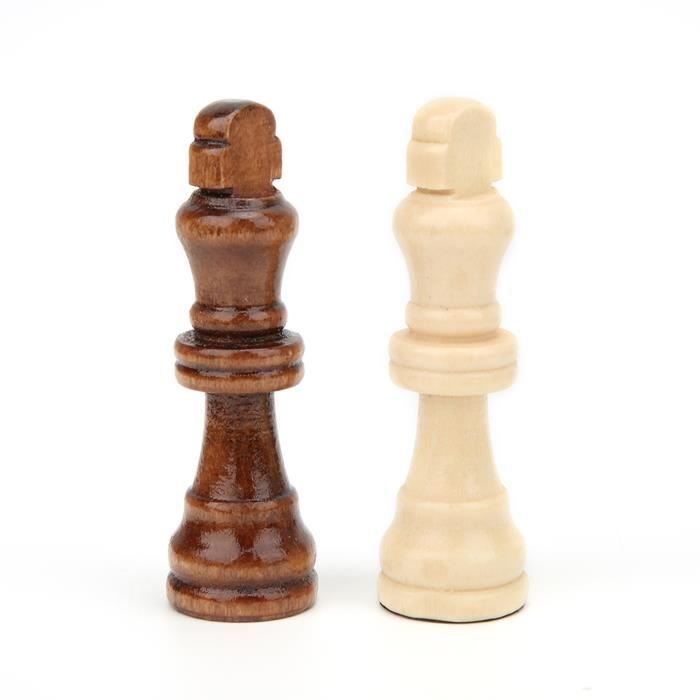 Jeu de Solitaire en bois pour retrouver le goût des jeux intemporels