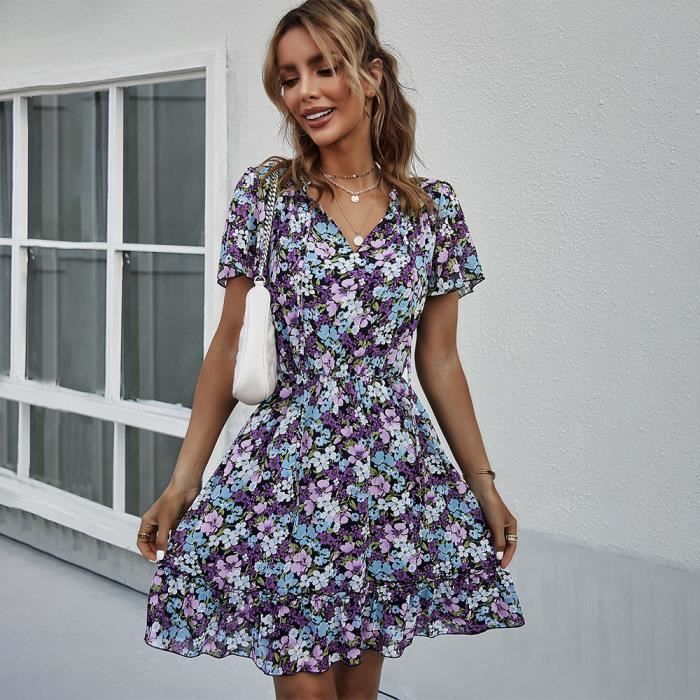 Petite robe courte d'été à fleurs