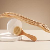 Brosse de Massage Facial Sèche en Bois de Chêne + Pochette Coton Bio - Douceur, Écologique, Fabriquée en Pologne