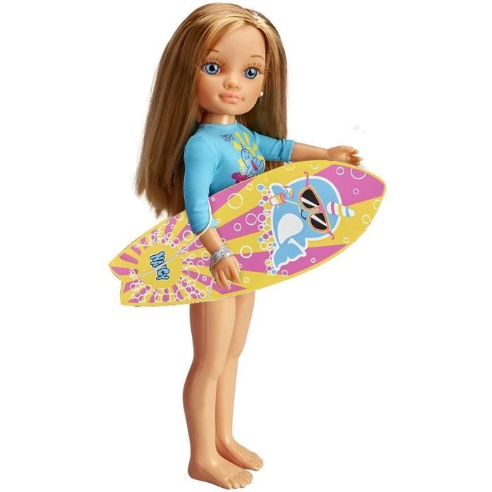 Poupée Nancy-A Day Making Surf - FAMOSA - Pour filles de 3 ans - Planche de surf et bracelet en néoprène inclus