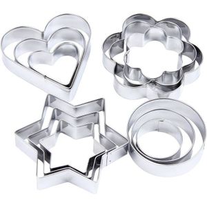 Lot De 21 Emporte-pièces De Cuisine - Formes Diverses (cœurs, étoiles, Animaux...) - Neuf Sous Emballage