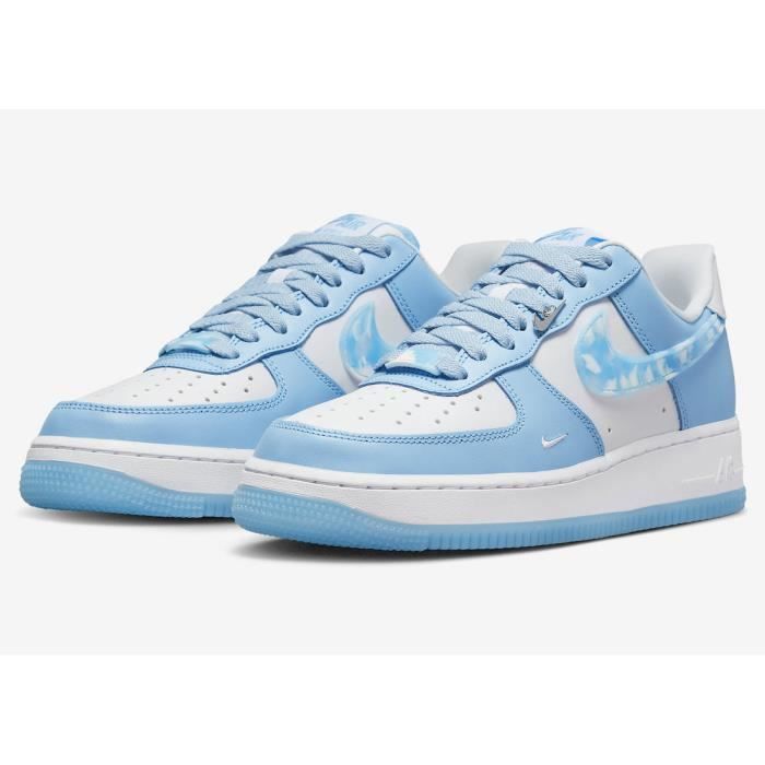Nike AIR Force 1 Chaussures de Running Homme Bleu clair
