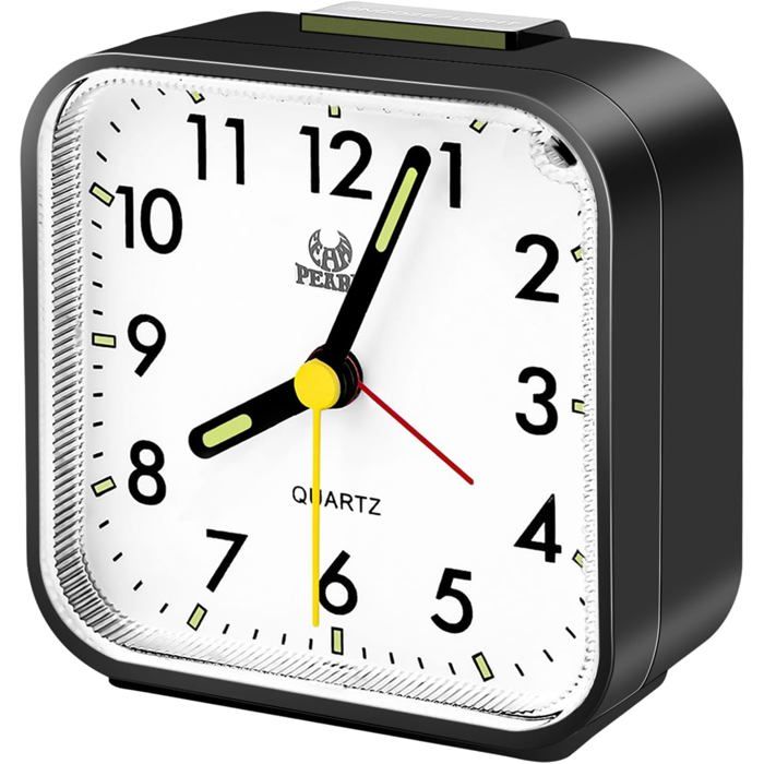 Réveil analogique silencieux sans tic-tac réveil de voyage compact et lumineux adapté à une utilisation à domicile ou au bureau.