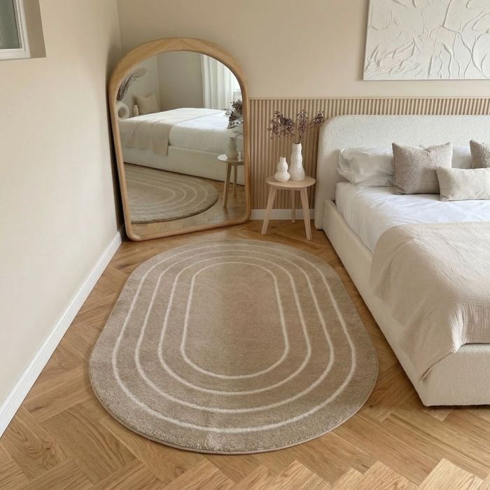 Tapis ovale à poils doux effet shaggy beige 120x170