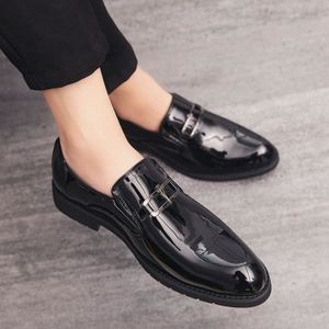 chaussures mariage homme petit talon