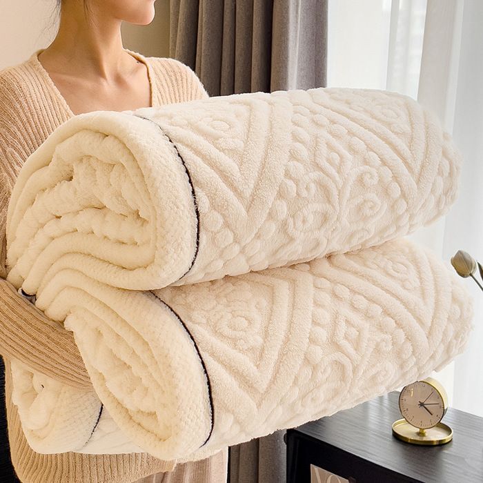 Plaid Flanelle 200x230cm Chaud Double Face Épais Couverture Douce Hiver Lit Canapé Bureau Cadeau Sieste Déco Maison Blanc