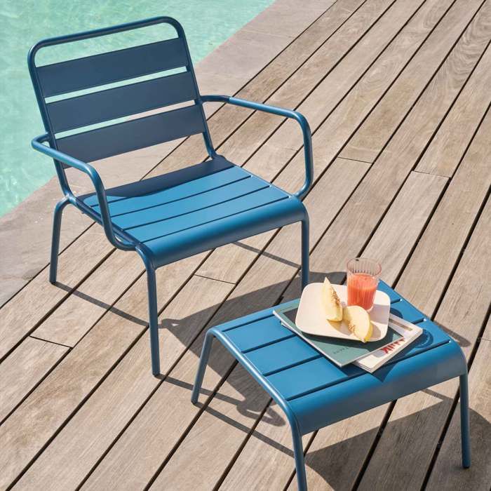 Fauteuil relax et repose pied en métal bleu pacific Palavas Oviala