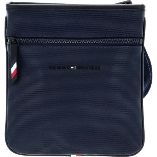 Tommy hilfiger essential 2024 compact crossover