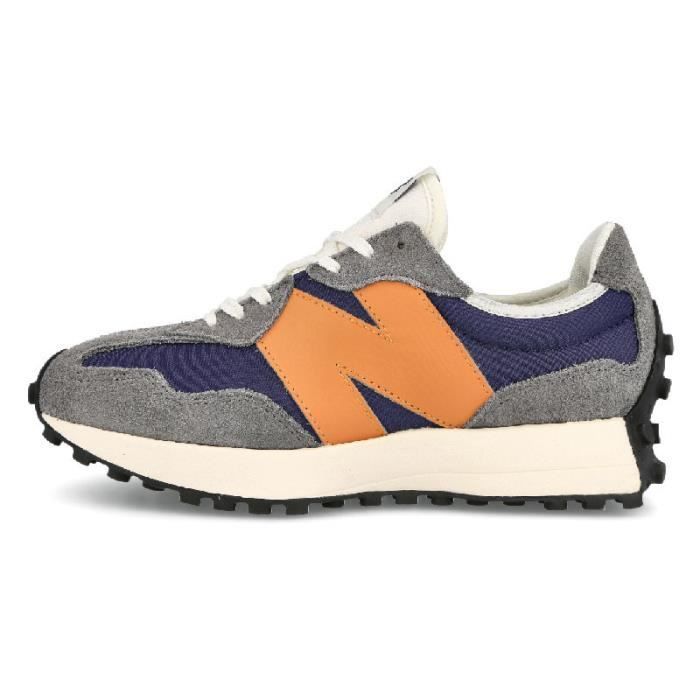 Basket New Balance - Réf. WS327-WR1. Couleur : Gris, Violet. Détails.Détails. - Tige textile et en daim. - Marquage en cuir. -