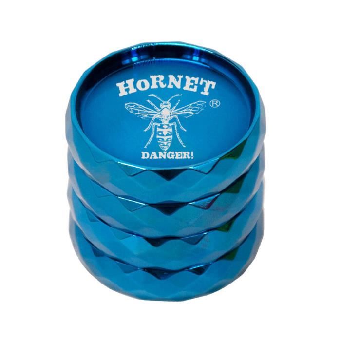 Grinder Métal 3 Parties HORNET - Broyeur à Herbes Avec Couvercle Aimanté, Design "Danger !" - Coloris Rose