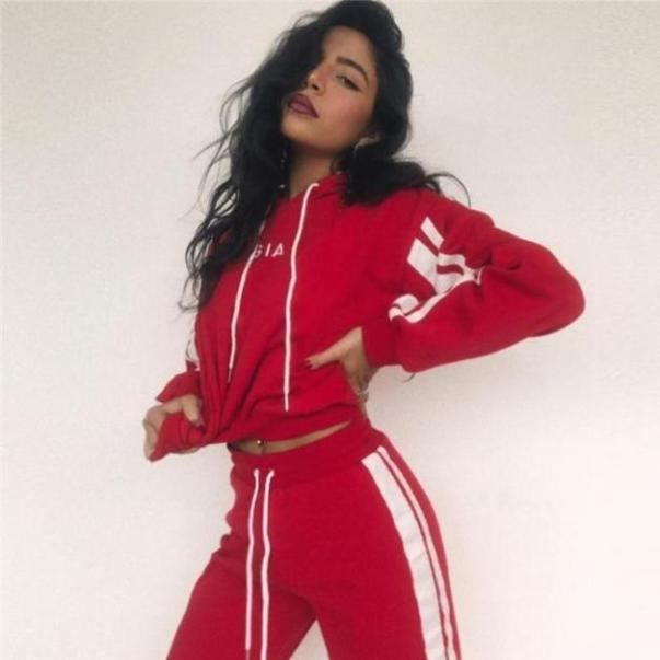 Survetement femme rouge sales