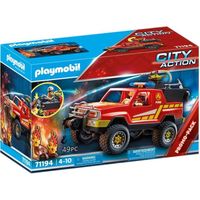 PLAYMOBIL - 71194 - City Action - Pick-up et pompier - Camion de pompiers avec treuil et lance incendie