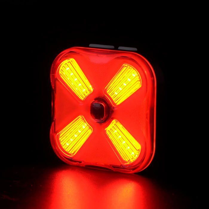 CL06 Feu Stop Vélo 50Lm 7 Modes Capteur De Freinage Et De Lumière USB-C Rechargeable Éclairage Arrière De Sécurité
