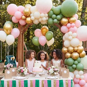 VEGCOO 10 Pcs Centre de Table Anniversaire 60 Ans,Centres de Table Nid d' abeille,Deco Table Anniversaire,Decoration Nid d'abeille Anniversaire,Décorations d'anniversaire de Fête,pour Hommes Femmes VEGCOO 10 Pcs Centre de Table Anniversaire 60 Ans,Centres de Table Nid d' abeille,Deco Table Anniversaire,Decoration Nid d'abeille Anniversaire,Décorations d'anniversaire de Fête,pour Hommes Femmes