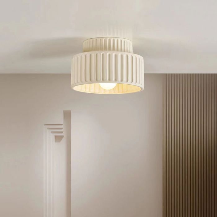 SNOGOLD Plafonnier Minimaliste en Résine Ø23cm E27 Luminaire Nordique Beige Cylindrique Lampe de Plafond pour Balcon Chambre