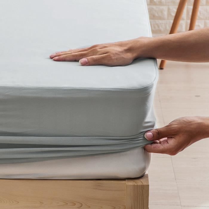 Protège matelas,alèse imperméable Protège-matelas et imperméable de  polyester pour la taille du lit - Gris clair-160x200x45cm - Cdiscount Maison