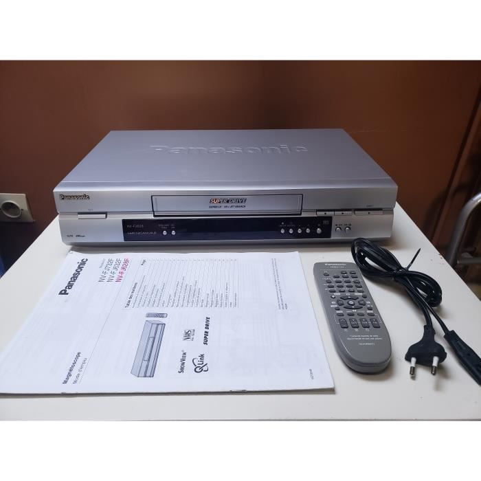 MAGNETOSCOPE PANASONIC NV-FJ627 LECTEUR ENREGISTREUR VHS CASSETTE K7 SQPB  (S-VHS SVHS SUPER VHS)