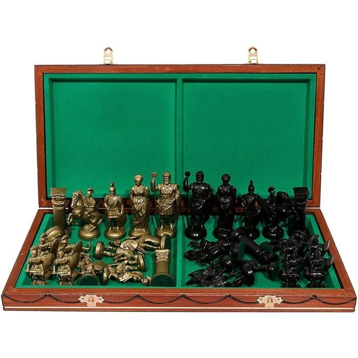 Chaussure vernie, les bottes noires et rouges à lacet et talon Chaussure vernie, les bottes noires et rouges à lacet et talon