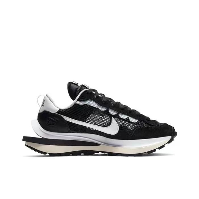 Sacai Noir Et Blanc