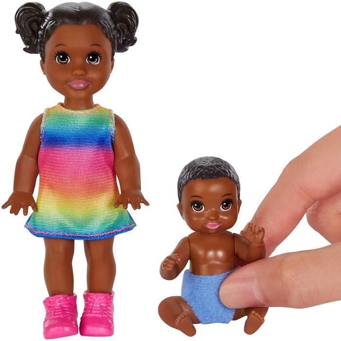 Barbie Famille Coffret poupées Skipper et Stacie à la ferme avec figurine  porcelet et panier de