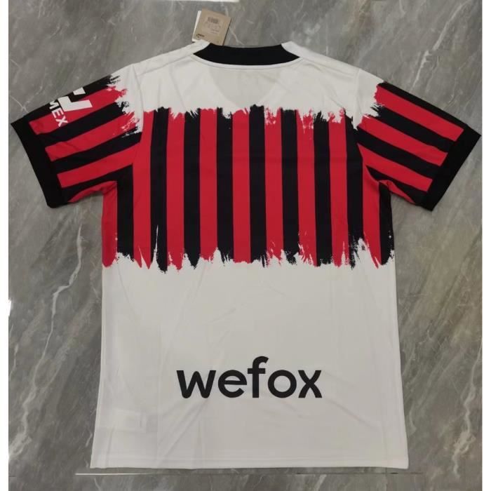 Maillot de foot taille XXL football jersey AC Milan emirates