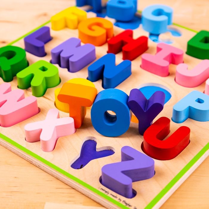 Puzzle à grosses pièces en bois Alphabet Majuscule