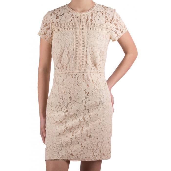 robe beige droite