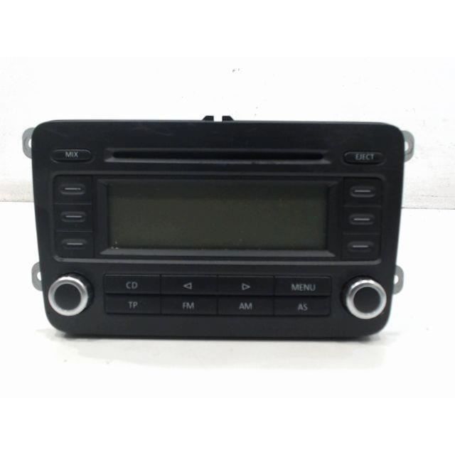 PIECES AUTO D'OCCASION - 1K0035198C - KIT D'INSTALLATION D'AUTORADIO - AUTORADIO VOLKSWAGEN PASSAT - E1-335778