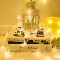 3M 20 LED Guirlande Lumineuse Flocons de neige Lumière blanche chaude Décoratif Noël Party Fête Mariage -3x AA Piles (non incluses)