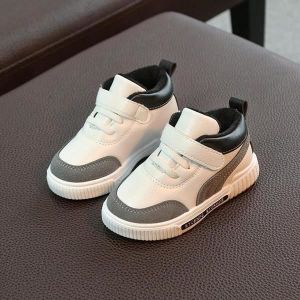 chaussure fille taille 22
