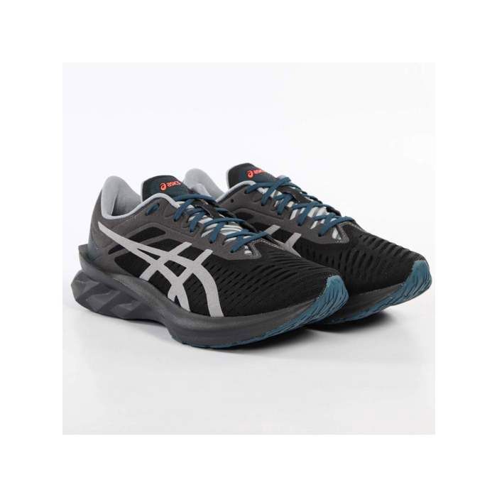 Basket Asics NOVABLAST SPS - Réf. 1021A525-001. Couleur : Noir. Détails. - Empeigne en maille intégrée. - Technologie FLYTEFOAM™