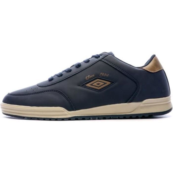 Baskets Homme Umbro Ipam Net - Marine - Chaussures basses - Tige synthétique - Fermeture par lacets Baskets Homme Umbro Ipam Net - Marine - Chaussures basses - Tige synthétique - Fermeture par lacets
